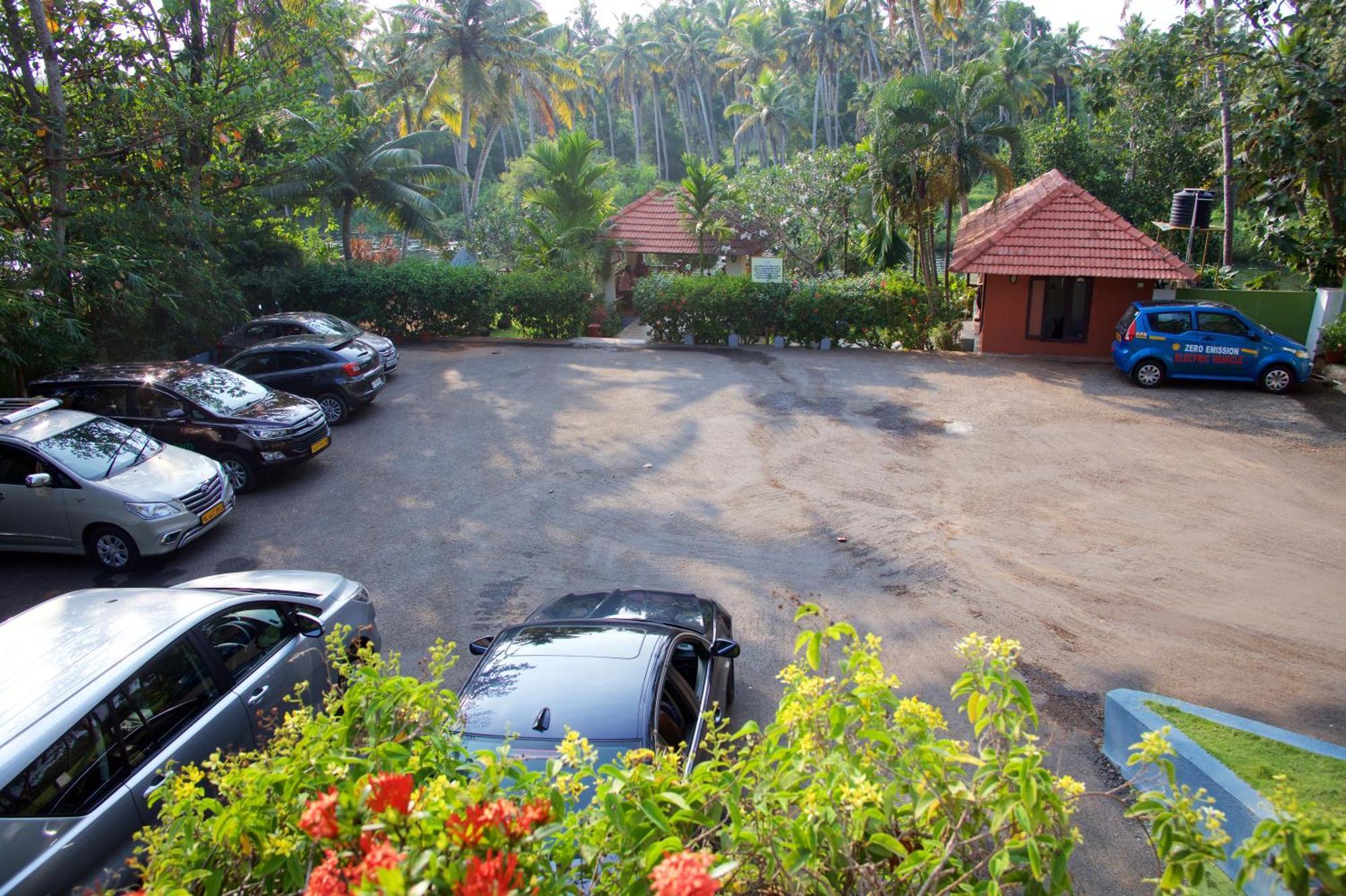 Poovar Island Resort Ngoại thất bức ảnh